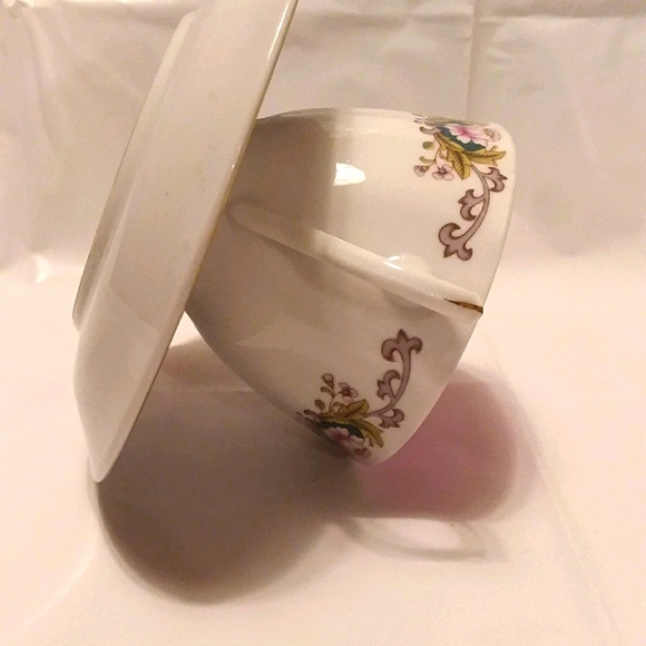 🩷💜Teacup Candle on Saucer Victorian Floral Garden - Picture 7 of 8
